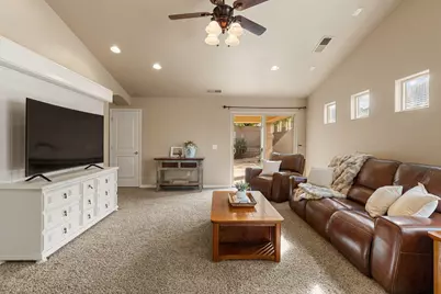 1176 N Crown King Ave, Washington, UT 84780 - Photo 5