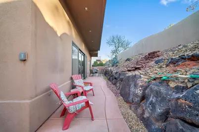 2090 Tuweap Dr #29, Saint George, UT 84770 - Photo 43