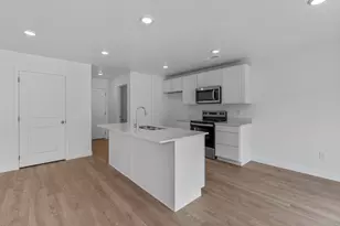 2179 S Wolverine Way, Washington, UT 84780 - Photo 7