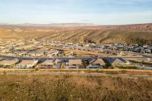 139 N Highland Pkwy, Washington, UT 84780 - Photo 57