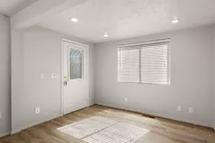 1150 W Red Hills Pkwy, Washington, UT 84780 - Photo 3