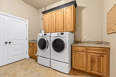 184 N 1240 W, Saint George, UT 84770 - Photo 25