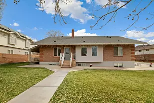 720 N Central St, Hildale, UT 84784 - Photo 3