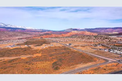 2900 W State St, Hurricane, UT 84737 - Photo 7