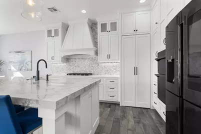 2013 N Somerset Cir, Washington, UT 84780 - Photo 11