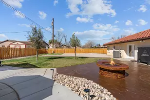 2605 Scenic Dr, Santa Clara, UT 84765 - Photo 7