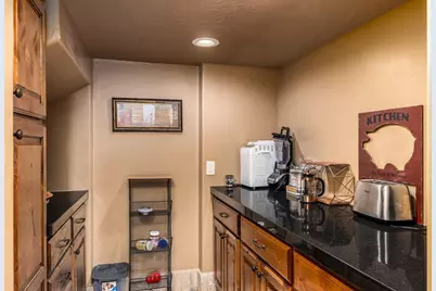2263 Malaga Ave, Santa Clara, UT 84765 - Photo 7