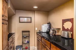 2263 Malaga Ave, Santa Clara, UT 84765 - Photo 7