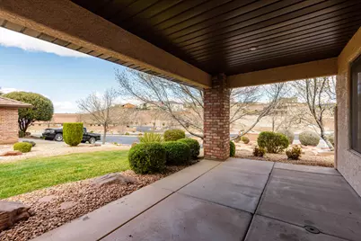 2072 S Legacy Dr, Saint George, UT 84770 - Photo 25