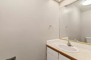 972 N 1725 W, Saint George, UT 84770 - Photo 7