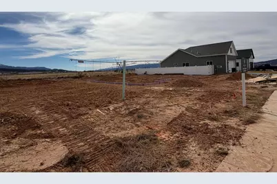 3313 W Indigo St N, Cedar City, UT 84721 - Photo 5