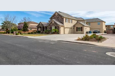 325 W River Willow Ln, Washington, UT 84780 - Photo 3