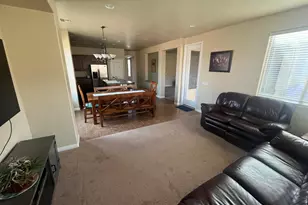 1273 N Overland Trails Cir, Washington, UT 84780 - Photo 9