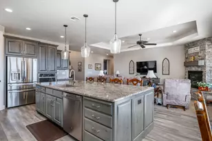 1024 E Roadrunner Dr, Washington, UT 84780 - Photo 17