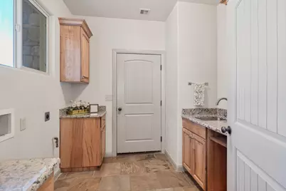 2434 S 2160 St E, Saint George, UT 84790 - Photo 33