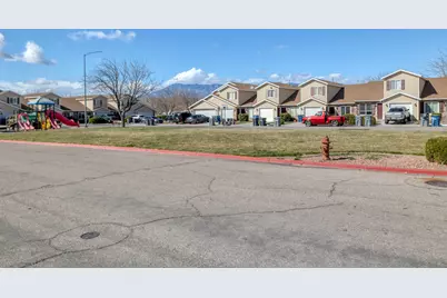 975 W 200 S, Hurricane, UT 84737 - Photo 25