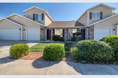 975 W 200 S, Hurricane, UT 84737 - Photo 1