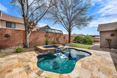 1045 S Red River Rd, Washington, UT 84780 - Photo 27