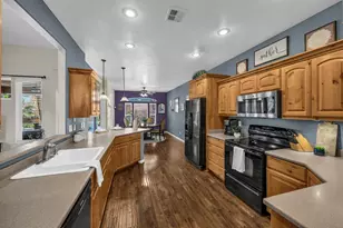 1045 S Red River Rd, Washington, UT 84780 - Photo 13