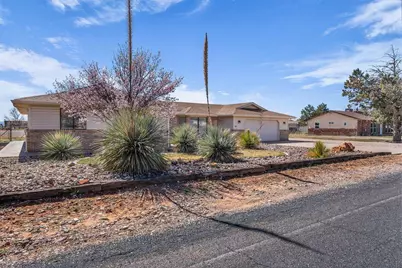 1865 W 5745 N, Saint George, UT 84770 - Photo 3