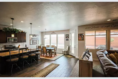 1228 E Gordon Ln, Washington, UT 84780 - Photo 5