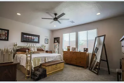 1228 E Gordon Ln, Washington, UT 84780 - Photo 11