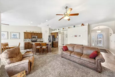 567 S Fiesta Dr, Ivins, UT 84738 - Photo 9