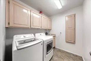 567 S Fiesta Dr, Ivins, UT 84738 - Photo 37