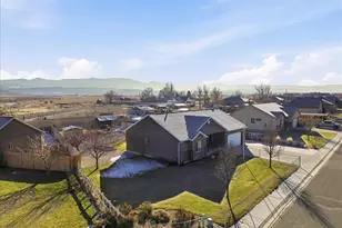 455 Rock Creek Dr, Gunnison, UT 84634 - Photo 3