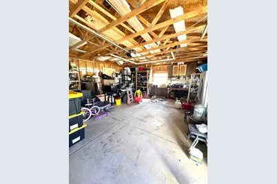 590 E Midvalley Rd, Enoch, UT 84021 - Photo 39