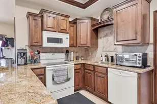 2497 River Cir, Santa Clara, UT 84765 - Photo 49