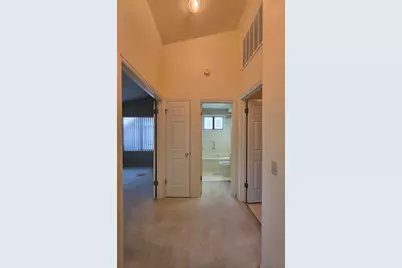 275 S Valley View Dr #8, Saint George, UT 84770 - Photo 9