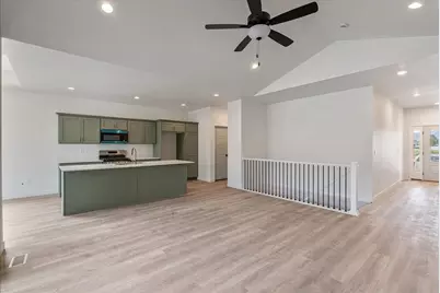 2385 E Morning Glory Way #425, Eagle Mountain, UT 84005 - Photo 11