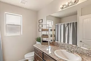 445 N Creek Ridge Dr, Washington, UT 84780 - Photo 17