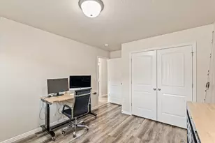 445 N Creek Ridge Dr, Washington, UT 84780 - Photo 21