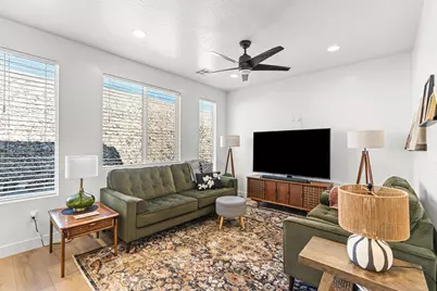 2875 E Sunrider Ln, Saint George, UT 84790 - Photo 9