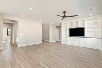 1245 N Main St, Hurricane, UT 84737 - Photo 9