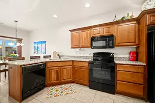 290 W Buena Vista Blvd, Washington, UT 84780 - Photo 9