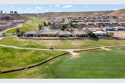 2240 W Sunbrook Dr Unit #9, Saint George, UT 84770 - Photo 45
