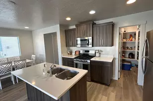 3113 E Sky Rim Wy, Saint George, UT 84790 - Photo 3