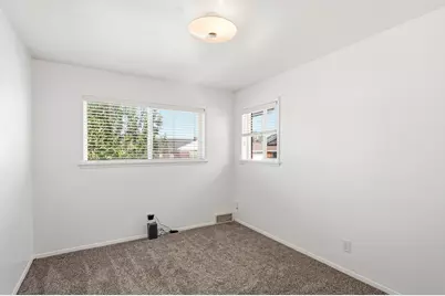 559 S 450 W, Cedar City, UT 84720 - Photo 17