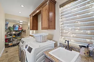 1780 Eagle Ridge Cir, Hatch, UT 84735 - Photo 43