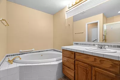 209 S 2170 W, Hurricane, UT 84737 - Photo 17