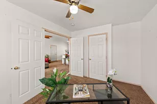 125 E 300 N, Ivins, UT 84738 - Photo 9