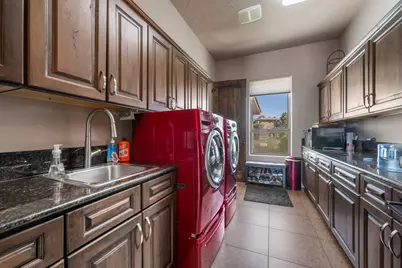 2376 E Stone Crest Cir, Saint George, UT 84790 - Photo 47