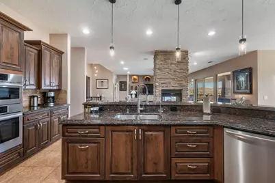 2376 E Stone Crest Cir, Saint George, UT 84790 - Photo 13