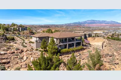 2376 E Stone Crest Cir, Saint George, UT 84790 - Photo 3