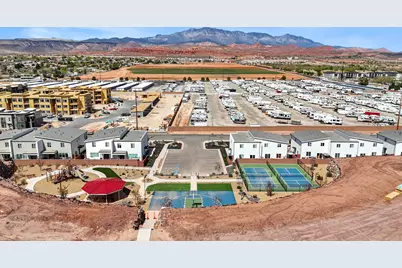 919 E Coyote Crest Dr, Washington, UT 84780 - Photo 3