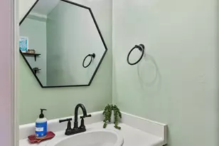 1045 N 1725 W, Saint George, UT 84770 - Photo 11