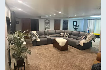 1021 E Elm St, Saint George, UT 84790 - Photo 5